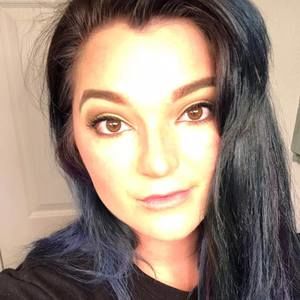 Meet your Posher, Nina